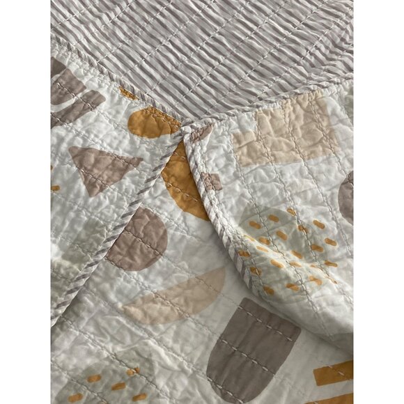 Nordstrom 36" X 45" Baby Quilt Cotton Layered Soft & Cozy Abstract Neutral Tones - Picture 7 of 13